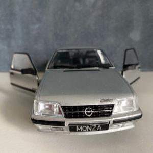 Model auta Opel Monza A2 GSE