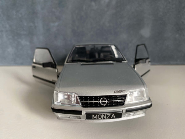 Model auta Opel Monza A2 GSE