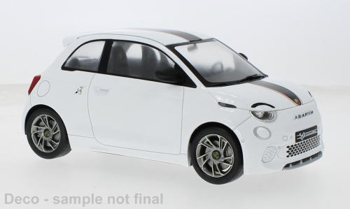 Model auta Fiat 500e Abarth, biela, 2024
