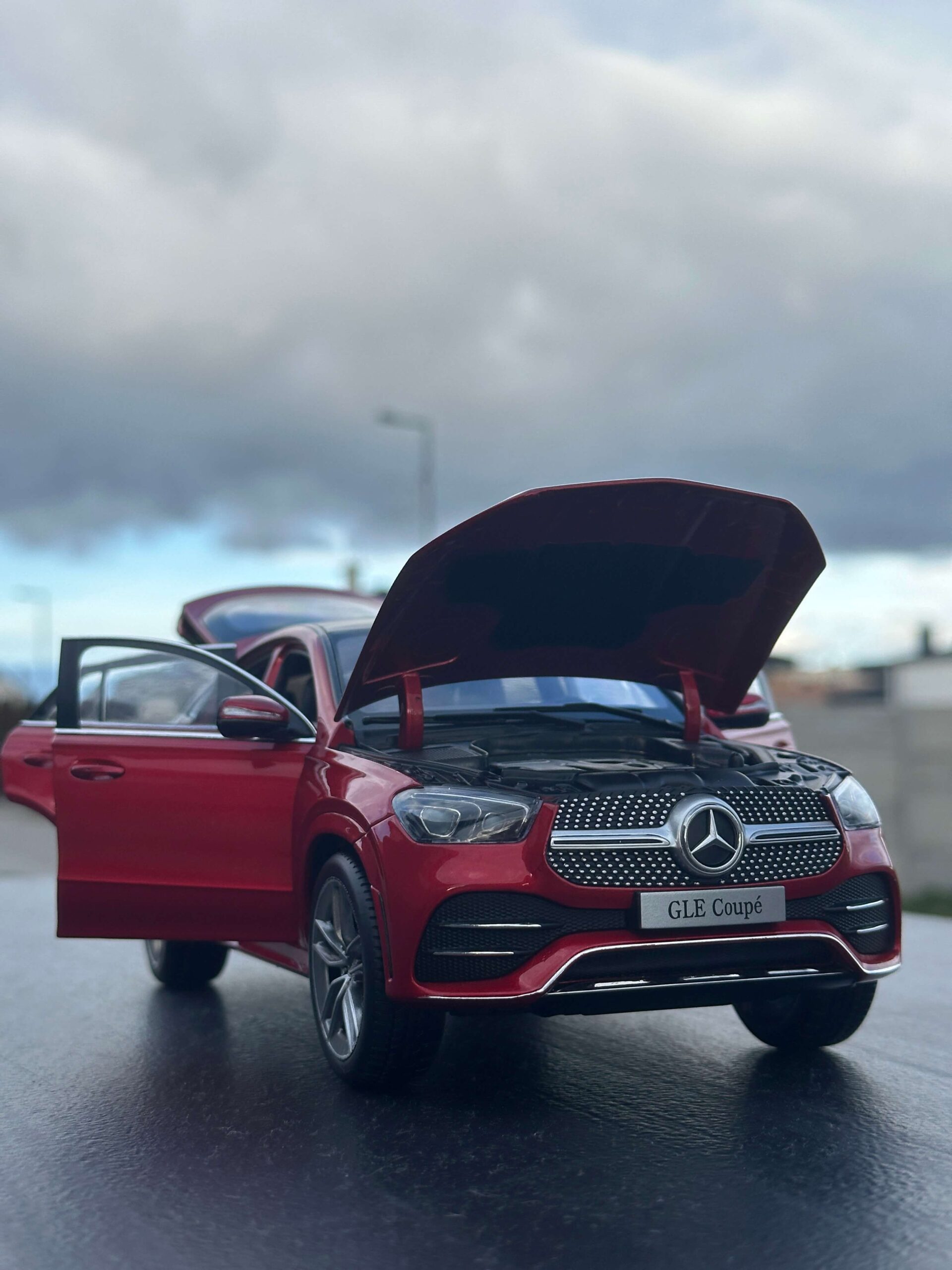 Model auta MERCEDES BENZ GLE-CLASS GLE COUPE (C167), 2020, červená