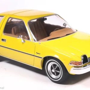 Model auta AMC Pacer, žltá, 1975. Mierka 1:18.