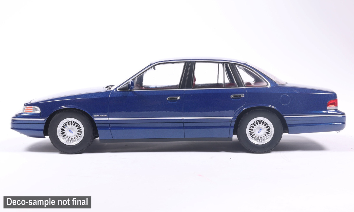 Model auta Ford Crown Victoria, tmavo modrá, 1993 Model auta Ford Crown Victoria, tmavo modrá, 1993