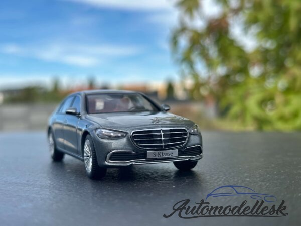 Model auta Mercedes Benz S-Class Limousine Longversion (V223)