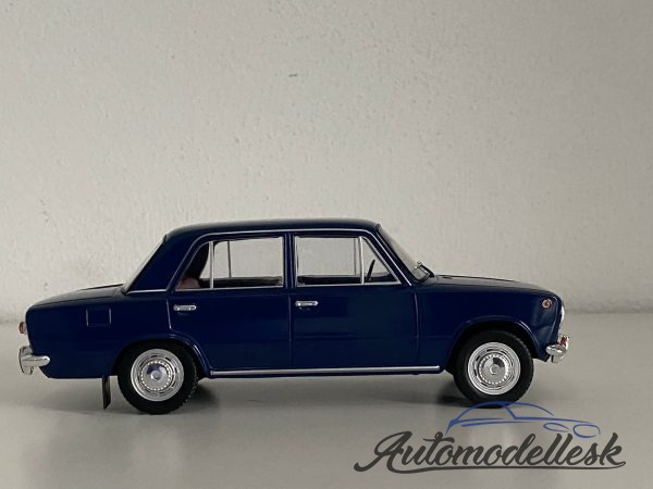 Model auta Lada 1200, modrá