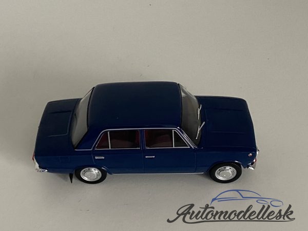 Model auta Lada 1200, modrá