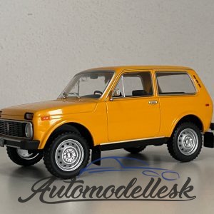 Model auta Lada Niva, žltá 1976