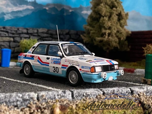 Model auta rally Škoda 130 L