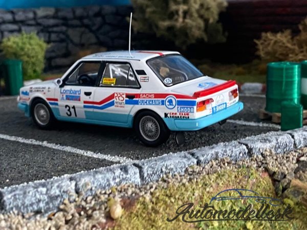 Model auta rally Škoda 130 L