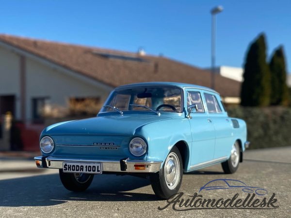 Skoda 100L