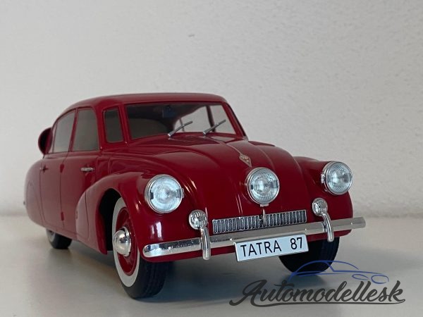 TATRA 87