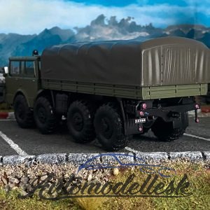 Tatra 813