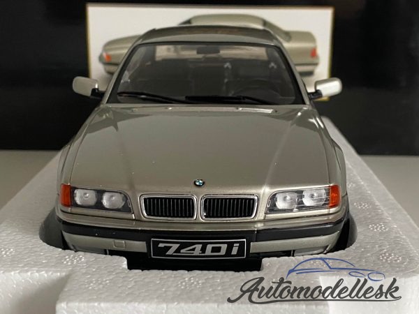 Model auta BMW 740i E38 1994