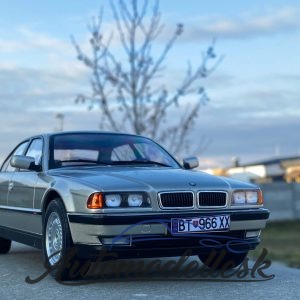 Model auta BMW 740i E38 1994