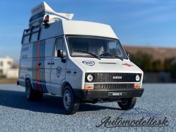 Model auta Iveco Daily Martini Racing