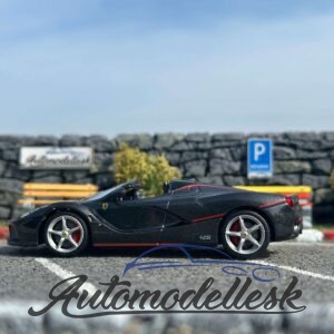 Model auta LaFerrari Aperta, čierna, 2016