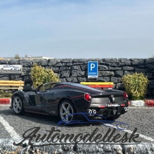 Model auta LaFerrari Aperta, čierna, 2016
