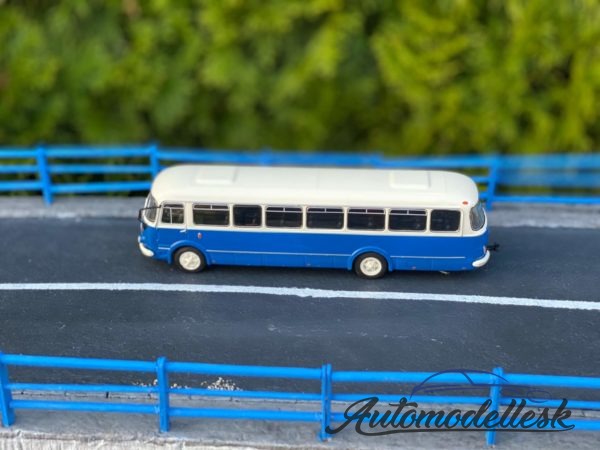 Model autobusu Jelcz 043, modrá 1959