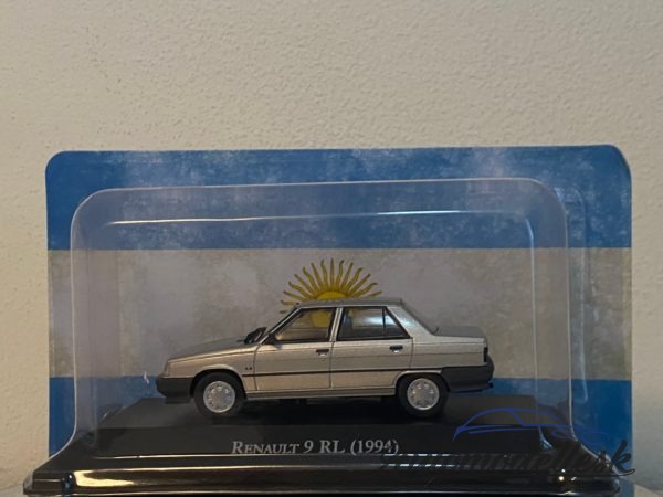 Model auta Renault 9RL, šedá 1994