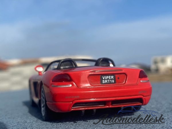 Model auta Dodge Viper SRT, červená 2003