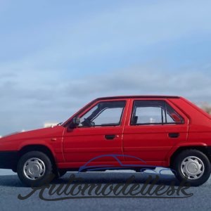 Model auta Škoda Favorit, červená 1989