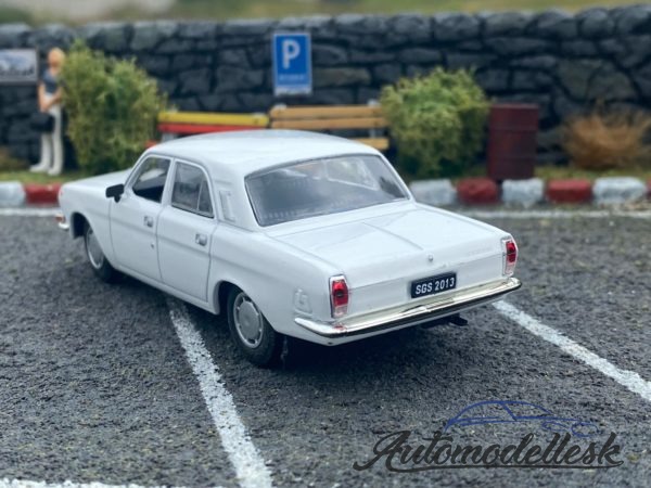 Model auta GAZ 24-10 VOLGA.