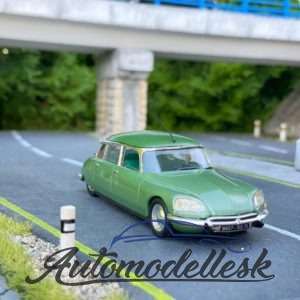 Model auta Citroen DS 21 Injection Electronique