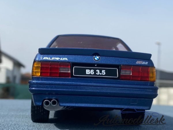 Model auta BMW Alpina B6 3.5 E30,1988