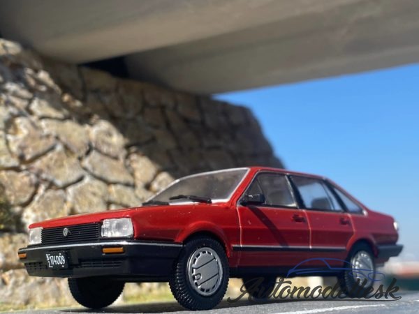 Model auta VOLKSWAGEN CARAT CD 1987