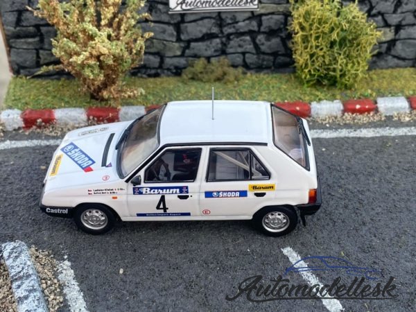 Model auta rally Škoda Favorit 136 L