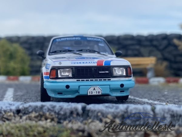 Model auta rally Škoda 130 L