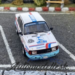 Model auta rally Škoda 130 L