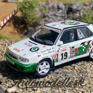 Model auta rally Škoda Felicia Kit Car