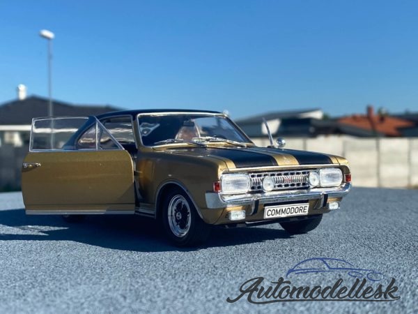 Model auta Opel Commodore A GS/E Coupe