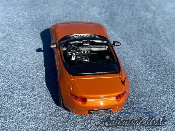 Model auta Mazda MX-5 Roadster