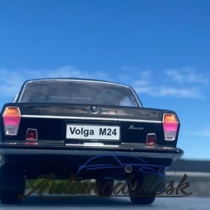 Model auta VOLGA M24