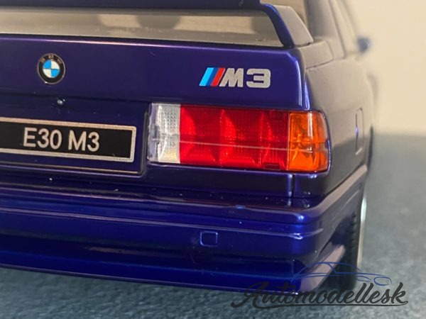 Model auta BMW E30 M3