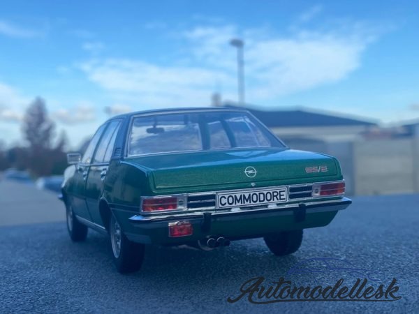 Model auta Opel Commodore B GS/E
