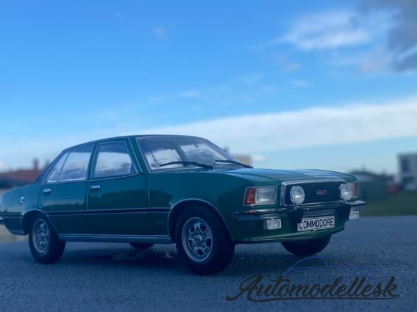 Model auta Opel Commodore B GS/E