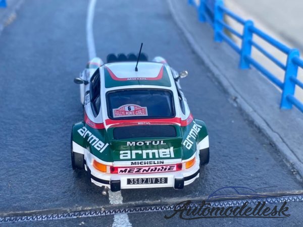 Model auta rally Porsche 911 SC