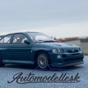 Model auta Ford Escort RS Cosworth