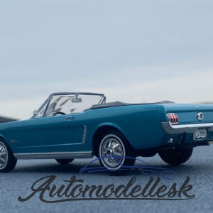 Model auta Ford Mustang Convertible