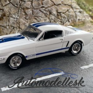 Model auta Ford Mustang Shelby GT 350