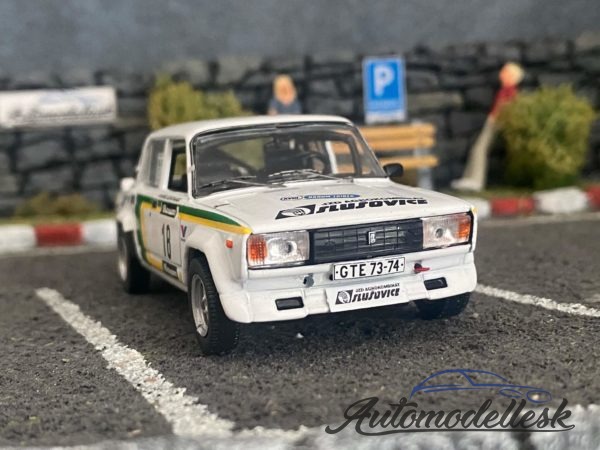 Model auta rally Lada 2105 VFTS