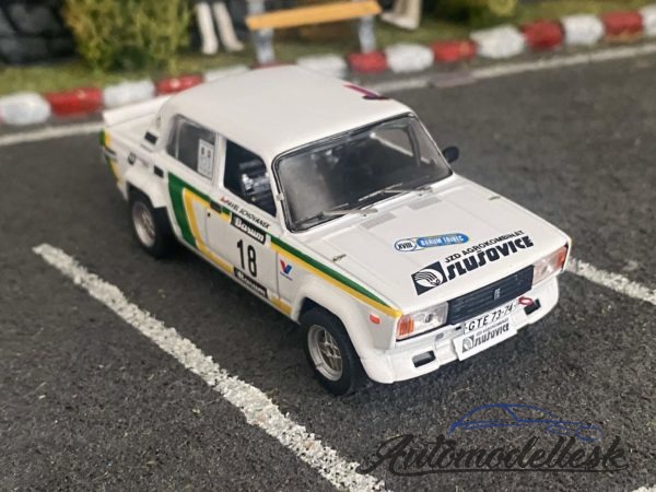 Model auta rally Lada 2105 VFTS