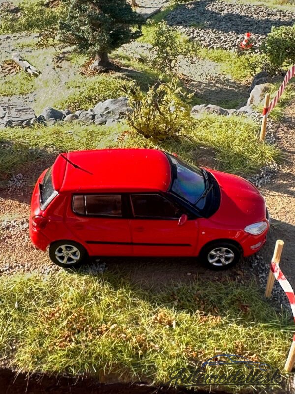 Model auta Škoda Fabia II, červená