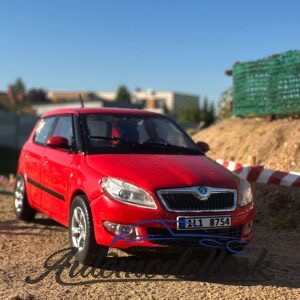 Model auta Škoda Fabia II, červená