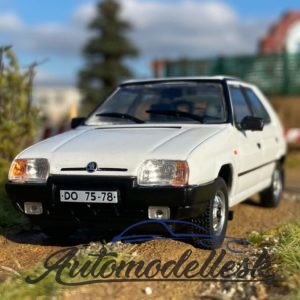 Model auta ŠKODA FAVORIT GLX