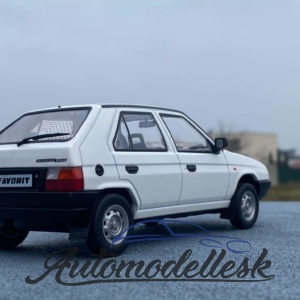Model auta Škoda Favorit