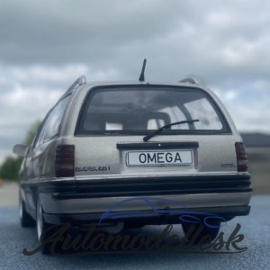 Model auta Opel Omega A2 Caravan,