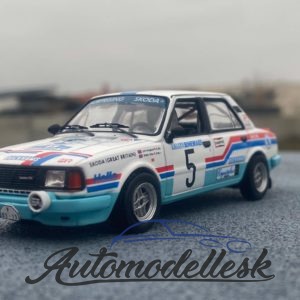 Model auta rally Škoda 130L